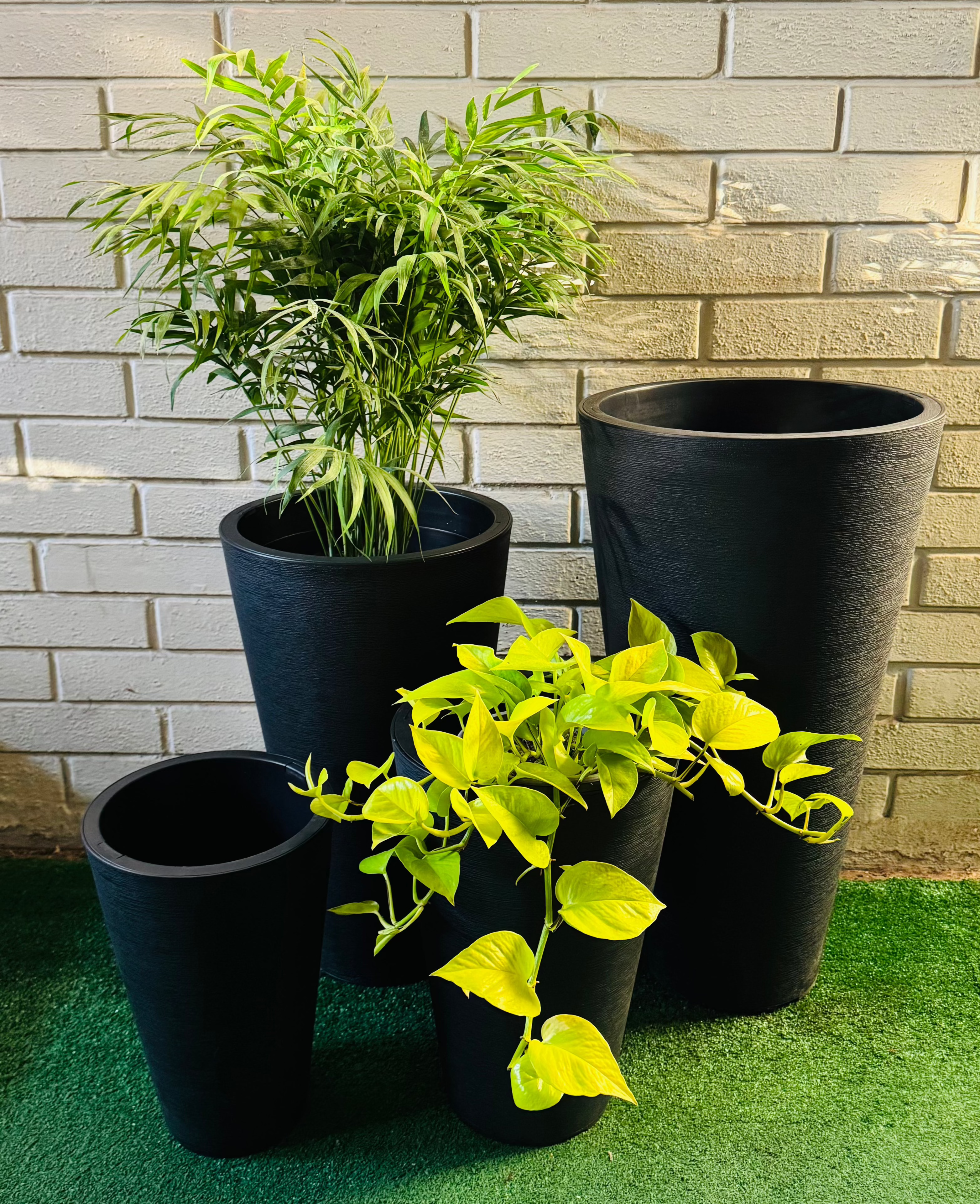 Macetas Cónicas Doble Fondo Negros